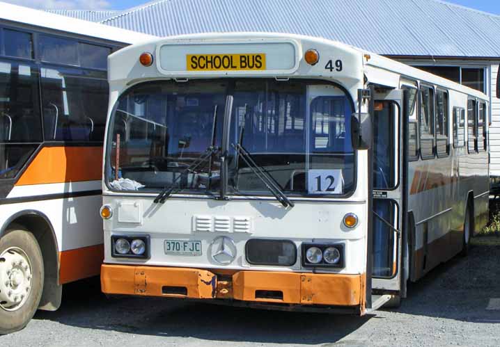 Logan Coaches Mercedes O305 PMC 49